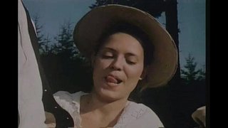 ���नसनीखेज D