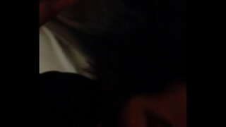 Indian nga babaye sa pagpanikas sa usa ka bata nga lalaki