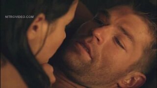 Katrina Legea biluzik eta borroka-oilarra