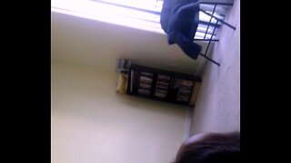 Handy-Kapp no der Aarbecht