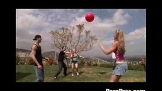 Ilunabarra Teen Jolasten Eta Hustutzen Pilotak