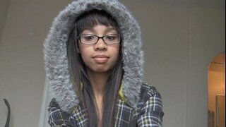 симпатична азија тинејџерски footjob