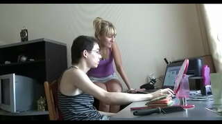 ���සුව සහෝදර ගනී ඔහුගේ මොට්ටු