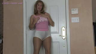 ���ંપૂર્ણ પરિપક્વ masturbates