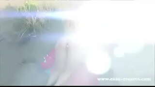 Bliká, Anální a cumshots v přední části některých voyeuři