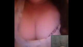 Katia Martins mostra comme teta pas de BIGO VIVRE