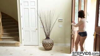 ���್ರೇಮಿಗಳು ಬಿಳಿ, ದಪ್ಪ ತನ್ನ ಬಿಸಿ ಮಾಯಾ ಕೆಂಡ್ರಿಕ್ತಿ