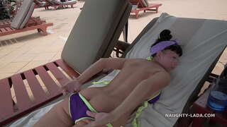 ���องผมเซ็กซี่โดยเฉพาะบนใบหน้าของโปร่งใส