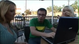 Ftit infezzjoni jtellgħu l-artisti Eve Lawrence Beach, għandhom fil-mira