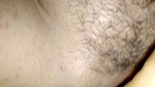 Vợ tao vào mông, và ngón tay trong âm đạo. Chúng tôi âm xong.