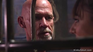 Taloha tompony fucks mafana brunette andevo lalina tenda mandra-bangs ny pussy amin&#039;ny tady famatorana