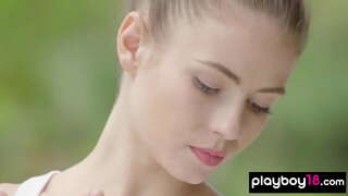 Skinny brunette slut soberako zehar kutxa prestakuntza