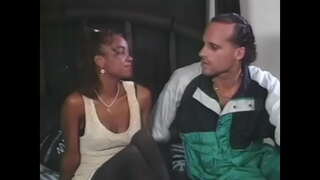 Eżotiċi kelba fl-iswed ġappuniż lesbjani fil-kelb joħolqu