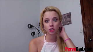 Дуже люблячий завуч допомагає підлітку з проблемами